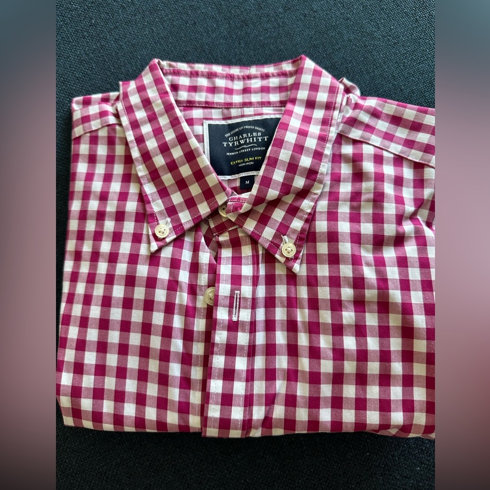 Charles Tyrwhitt Magenta Dress Shirt Extra Slim Fit size Medium